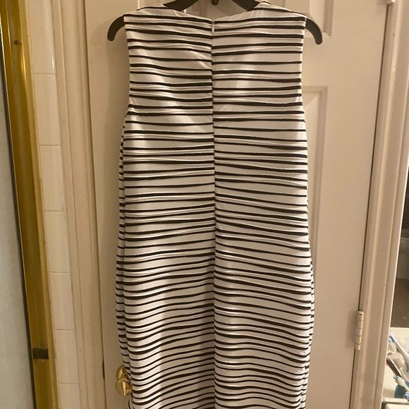 Calvin Klein Black and White Stipe Dress Size 14 - Picture 2 of 2